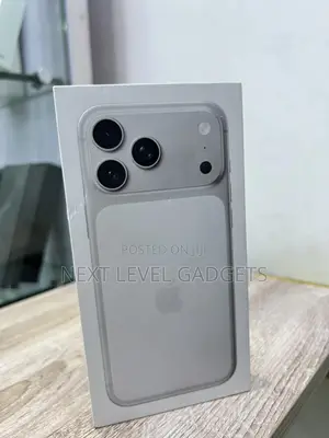 New Apple iPhone 17 Pro Max 512 GB Silver