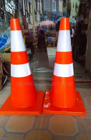 Traffic Come and Safety Helmet