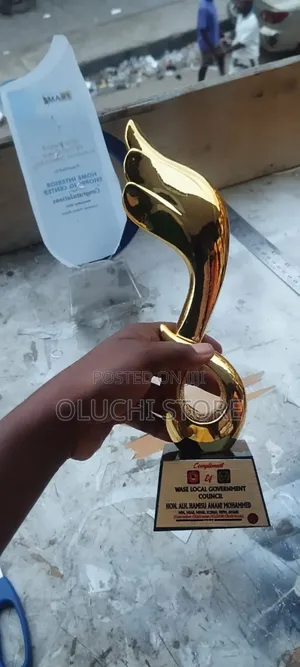 Gold Trophy Plaques20g40