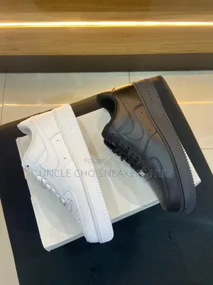 Nike Air Force 1