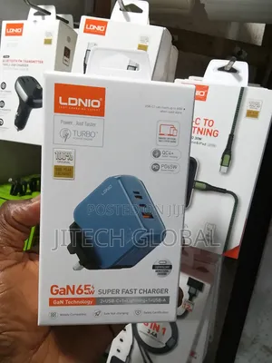 Ldnio Gan65w Super Fast Charger With 2 Usb-c, Lighting Usb-a