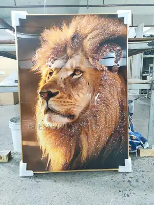 Modern Lion Head Frame Wall Decor for Indoor and Outdoor Wall Decor