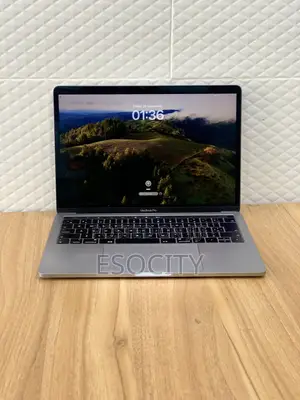 Laptop Apple MacBook Pro 2017 16GB Intel Core I5 SSD 512GB