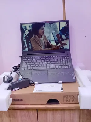 New Laptop Lenovo IdeaPad 310 8GB Intel Core i3 SSD 256GB