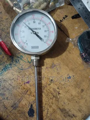 Temperature Gauge 100°.