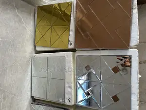 Sticky Glass Mirror