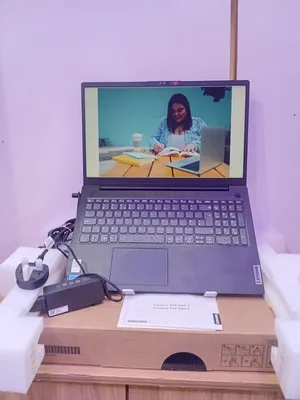 New Laptop Lenovo IdeaPad 320S 8GB Intel Core i3 SSD 256GB