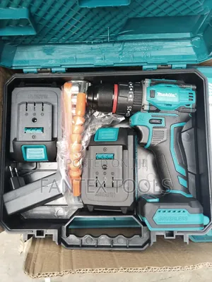 Makita Screw Machine