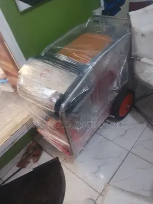 Hydro Blasting Machine