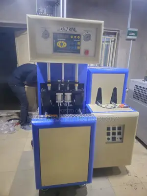 Pet Bottle Blowing Machine for Water Drinks