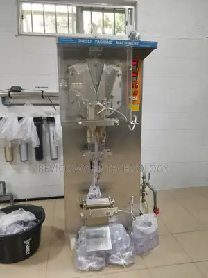 Liquid Filling and Sealing Machine (Sachet Water,Oil, Juice,Detergent)