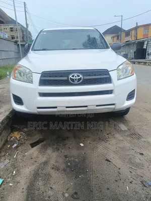 Toyota RAV4 2012 White