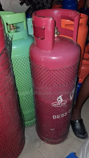 25kg Gas Cylinder for Homes/ Restaurants/ Factories/ Hotels/ Bars
