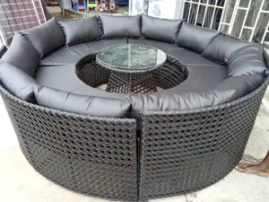 Circle Outdoor Chair and Table