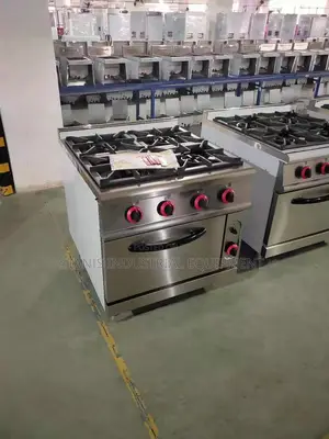 4burner Commercial Cooker With Oven