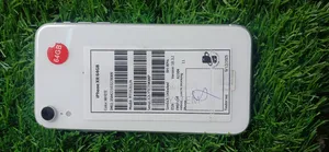 Apple iPhone XR 64 GB White