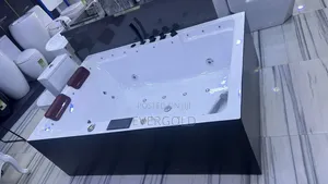 High Quality Double Jacuzzi With Complete Accessories And Guaranteed
