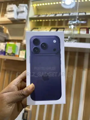 New Apple iPhone 17 Pro Max 256 GB Blue