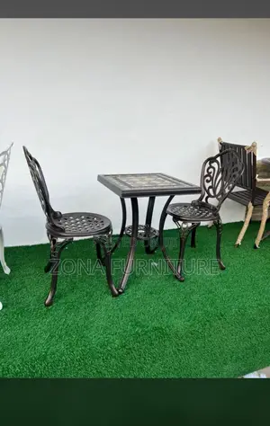 High Quality Foreign Cast Aluminum Outdoor Table With Two Chairs
