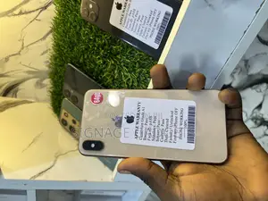 Apple iPhone XS Max 64 GB Gold