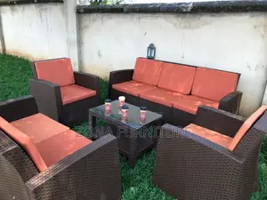 New Model Outdoor (7) Seater Plastic Chairs With Center Table