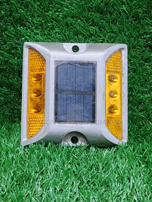 Eagle Eye Solar Road Light