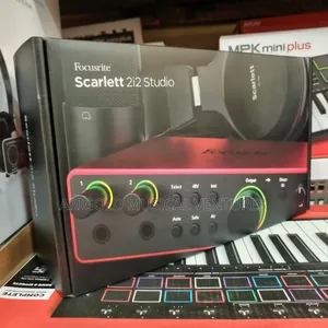 Professional Complete Studio Boundle Focusrite Scarlett 2i2 4th Gen