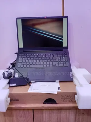 New Laptop Lenovo Ideapad S145-15 8GB Intel Core i3 SSD 256GB