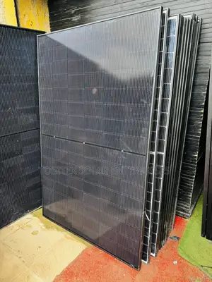 550w 24v System Jinko Solar Panels