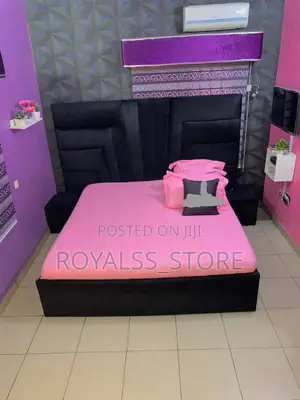 Quality Cotton Plain Color Bedsheet With 4 Pillow Cases