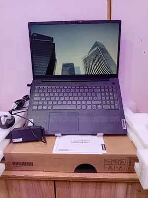 New Laptop Lenovo IdeaPad U330 8GB Intel Core i3 SSD 512GB