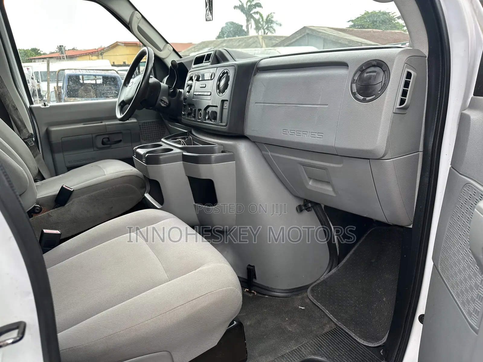 Ford E250 2012 White