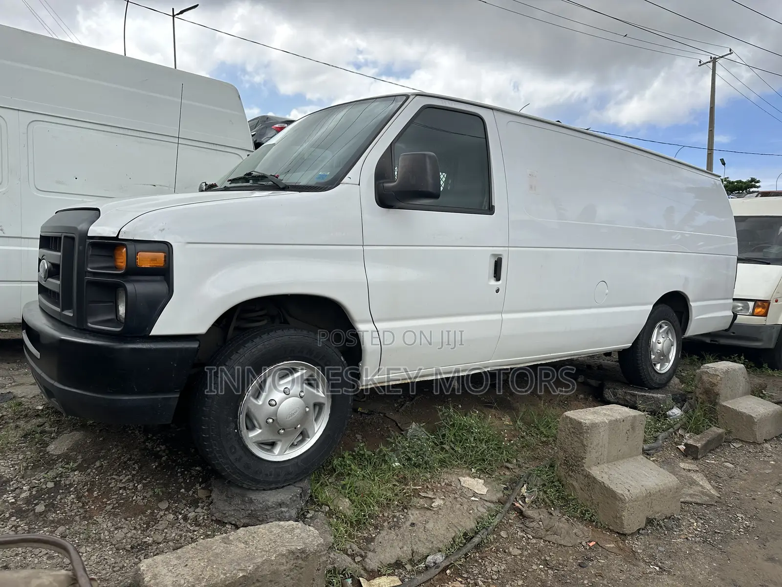 Ford E250 2012 White