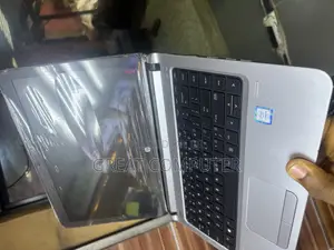 New Laptop HP 430 G3 8GB Intel Core I5 SSD 256GB