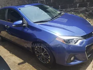 Toyota Corolla S 4dr Sedan (1.8L 4cyl CVT) 2015 Blue