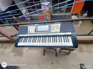 Yamaha PSR-740 Keyboard