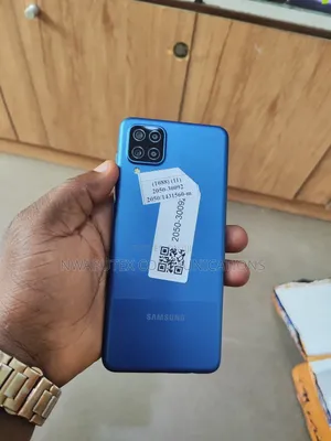 Samsung Galaxy A12 64 GB Blue