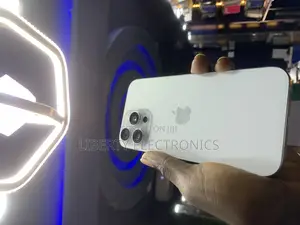 Apple iPhone 16 Pro Max 256 GB White