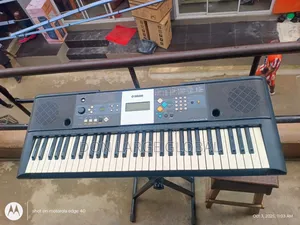 PSR E 223 Yamaha Keyboard