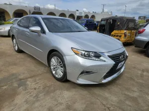 Lexus ES 350 FWD 2017 Silver