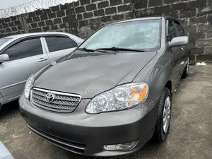 Toyota Corolla 2004 Gray