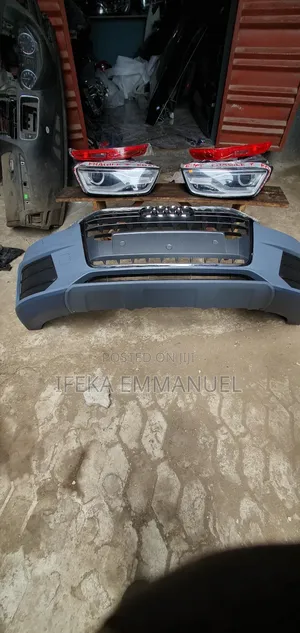 Front Bumper  And Headlights  Audi Q3