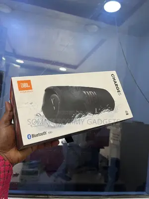 JBL Charge 5