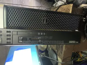 Desktop Computer Dell Precision 7810 64GB Intel Xeon HDD 1T