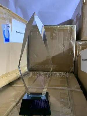 Glass Plaque Black Base Bv