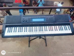 Casio Wk-500 Keyboard