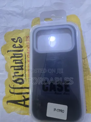 iPhone 17 Pro Pouch