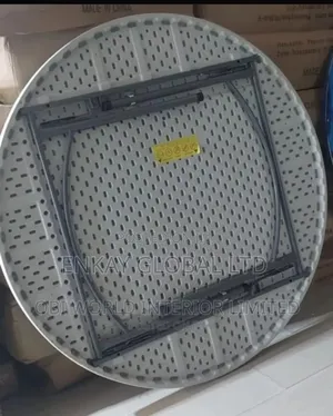 Round Plastic Event Table