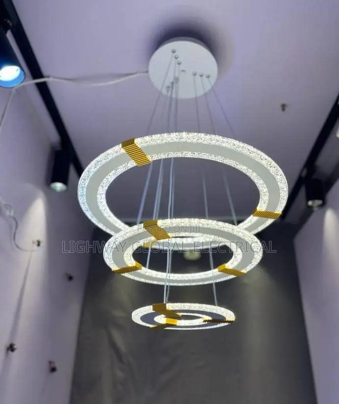 Three Ring Dropping Chandelier
