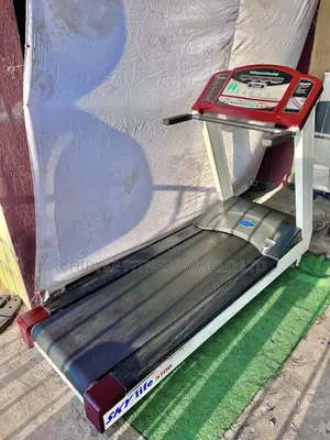 6hp Skylife Industrial Treadmill